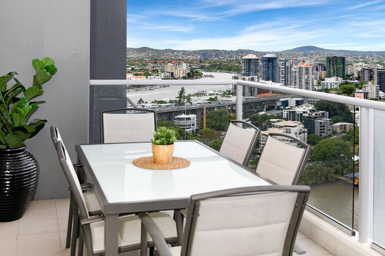 Amazing River View - 3 Bedroom Apartment - Brisbane Cbd - Netflix - Fast Wifi - Carpark Екстериор снимка